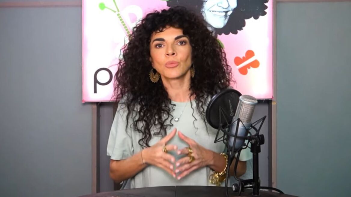 Μαρία Σολωμού: Ο παιδοψυχολόγος με έστειλε σε ψυχολόγο, μου είπε «κυρία μου είστε μια θλιμμένη γυναίκα»