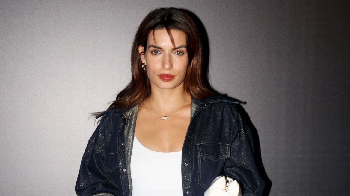 Ενοχλημένη η Τόνια Σωτηροπούλου με ερώτηση για τη συμμετοχή της σε ταινία του Τζέιμς Μποντ: Αποκλείεται να μου το ρωτάτε αυτό 13 χρόνια μετά