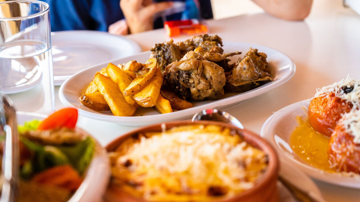 Από την παράδοση στο πρόχειρο φαγητό: 77 Τανζανοί άνδρες υιοθέτησαν δυτική διατροφή και «κατέρρευσε» η υγεία τους