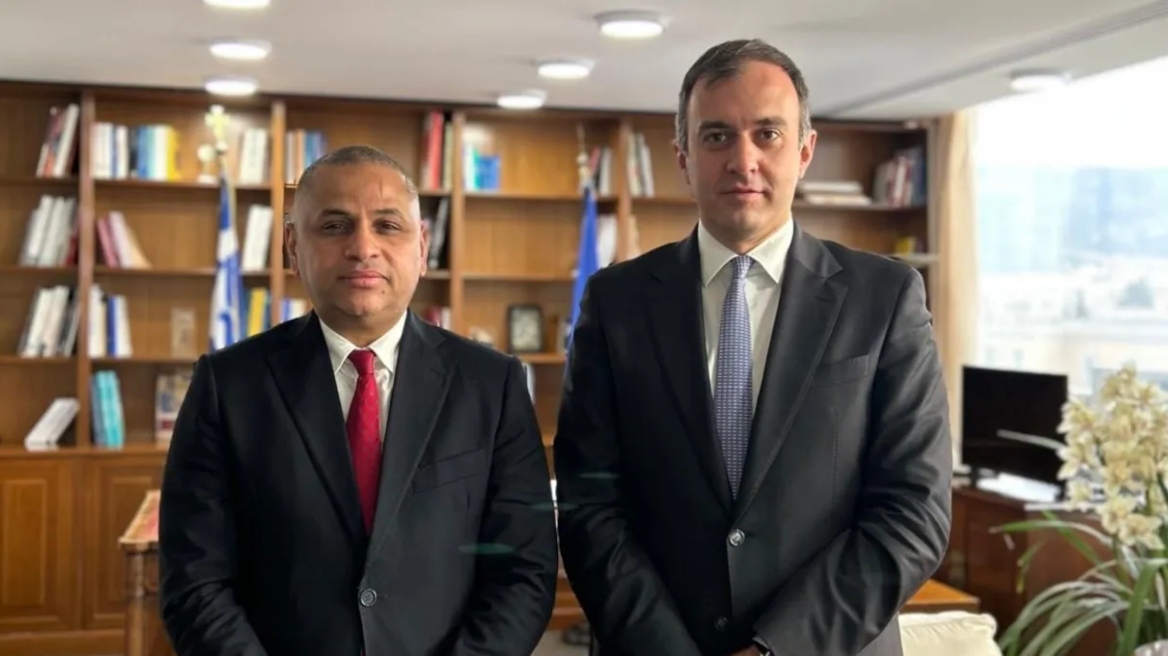 Συνάντηση Χατζηβασιλείου με τον πρόεδρο της Αρχής Επενδύσεων της Λιβύης