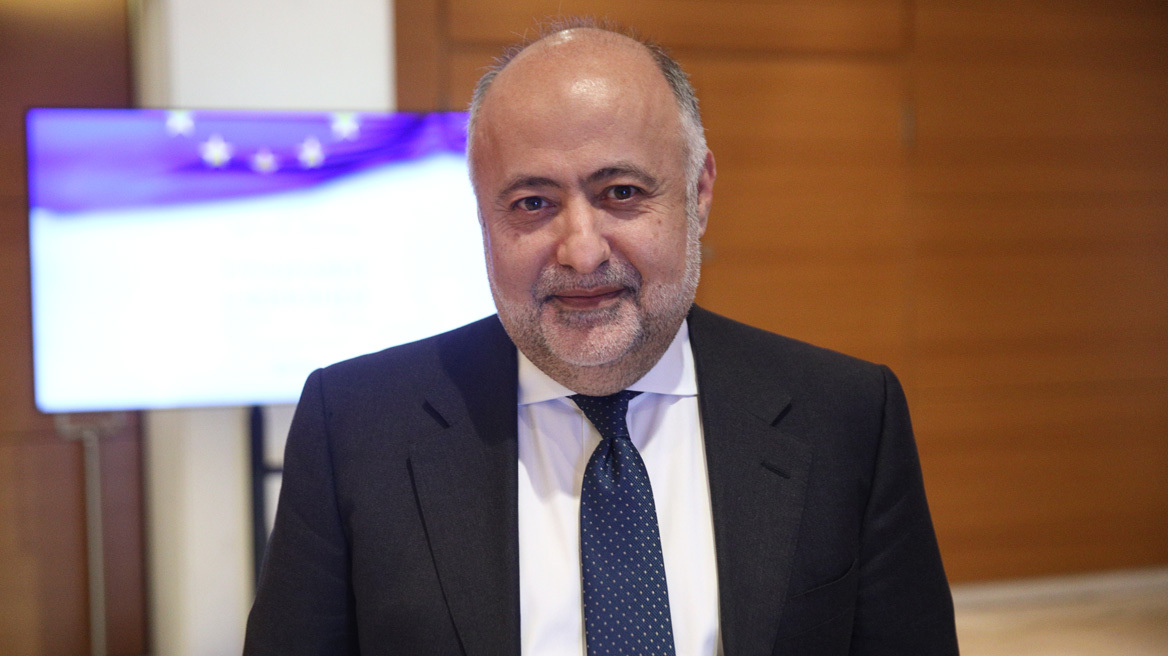 Τσιόδρας: Η Ευρώπη έχει πολλά και ισχυρά όπλα για να απαντήσει στον Τραμπ