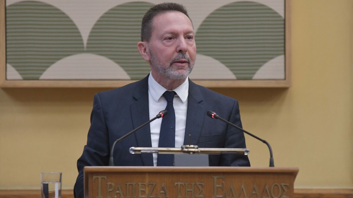 Στουρνάρας: Πολύ θετική εξέλιξη η αύξηση της συμμετοχής της Unicredit στο μετοχικό κεφάλαιο της Alpha Bank