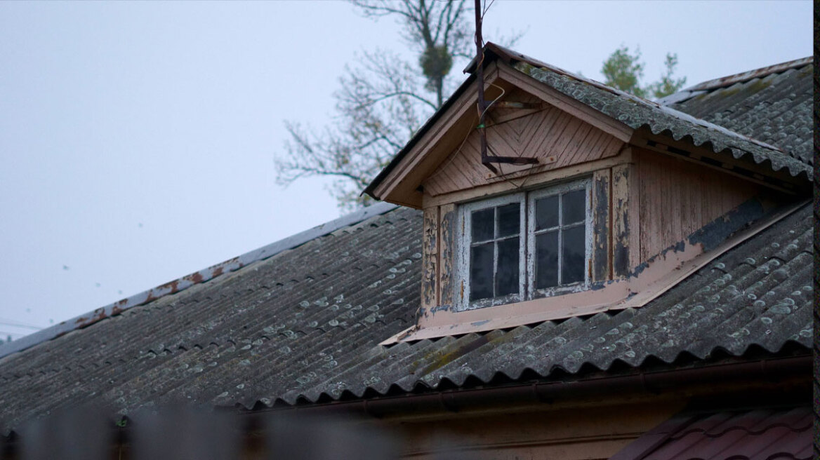 «Εφιάλτης» στη σοφίτα: Γυναίκα ανακάλυψε τον πρώην της, που έμενε εκεί για 2 εβδομάδες