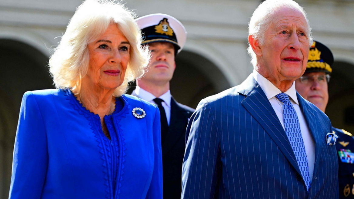 «Eκτός προγράμματος» συνάντηση του Πάπα Φραγκίσκου με τον Κάρολο και την Καμίλα