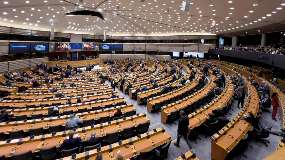 Βόρεια Μακεδονία: Αφαιρούνται οι αναφορές σε «μακεδονική εθνική ταυτότητα και γλώσσα» από την ευρωπαϊκή Έκθεση Προόδου Βόρεια Μακεδονία: Αφαιρούνται οι αναφορές σε «μακεδονική εθνική ταυτότητα και γλώσσα» από την ευρωπαϊκή Έκθεση Προόδου