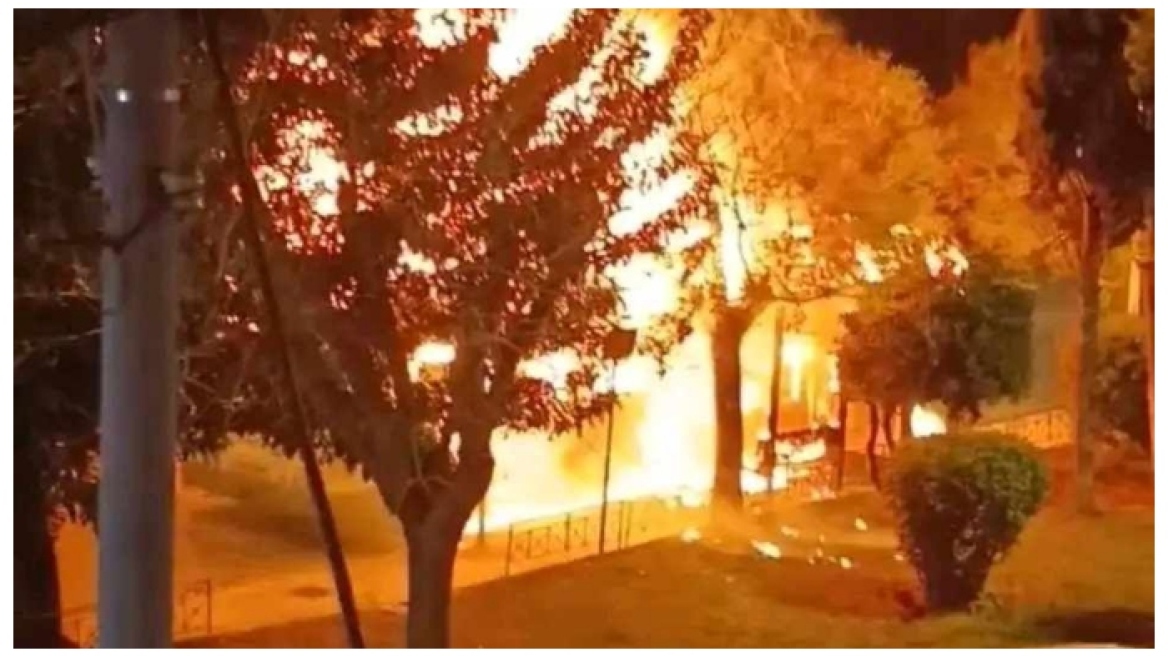 Λεωφορείο «λαμπάδιασε» στη Λιοσίων, δείτε βίντεο