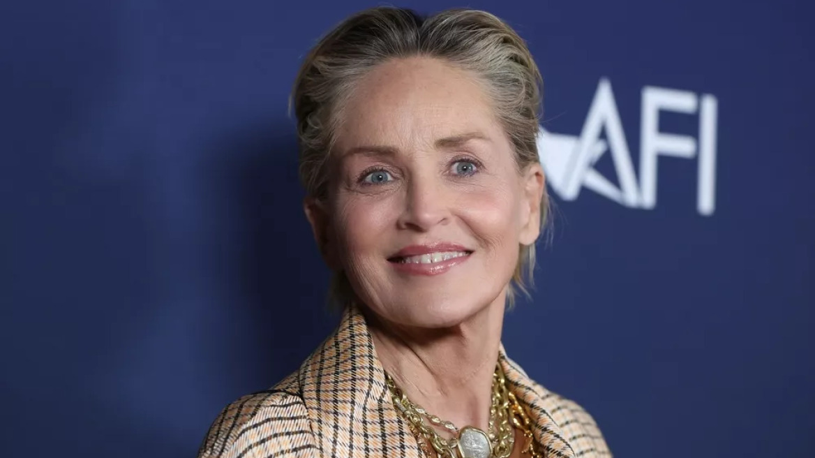 Γιατρός δείχνει κόλπο που αποκαλύπτει πόσο γρήγορα θα γεράσει το πρόσωπό μας – Το σχόλιο της Σάρον Στόουν