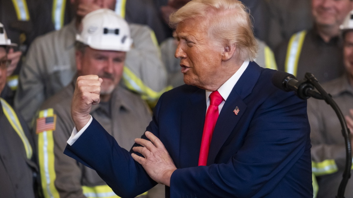 Απίστευτη δήλωση Τραμπ: «Οι χώρες που βάλαμε δασμούς μας γλείφουν τον κ..., πεθαίνουν για συμφωνία»