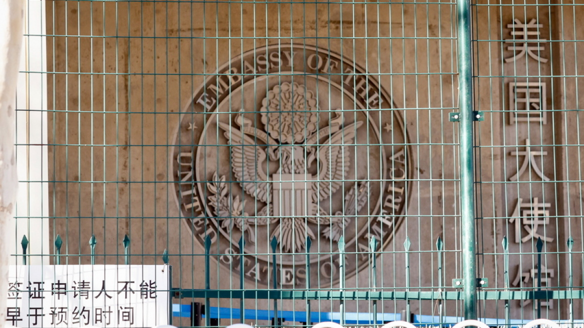 Όχι έρωτες και σεξ με ντόπιους, λένε οι ΗΠΑ στους υπαλλήλους τους στην Κίνα