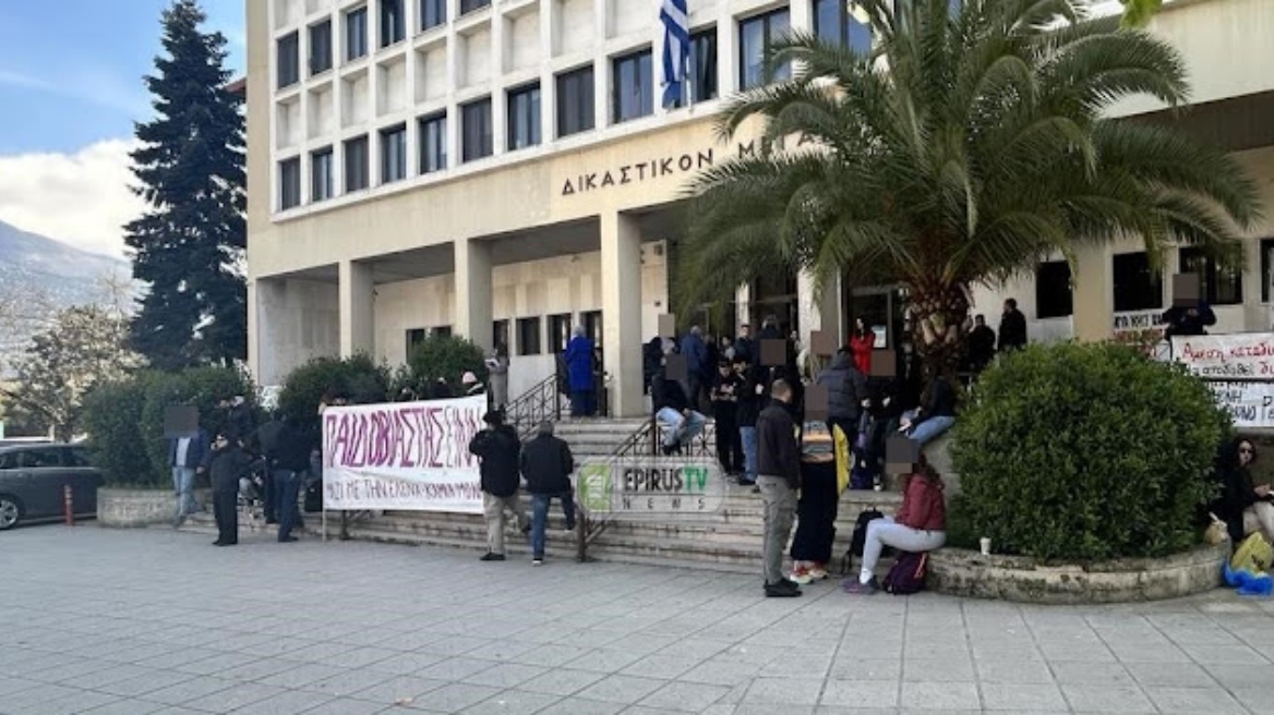Ξεκίνησε η δίκη του πατέρα  για τον βιασμό της κόρης του στα Ιωάννινα, όταν ήταν ανήλικη - «Είναι επικίνδυνος, θέλω να τιμωρηθεί»