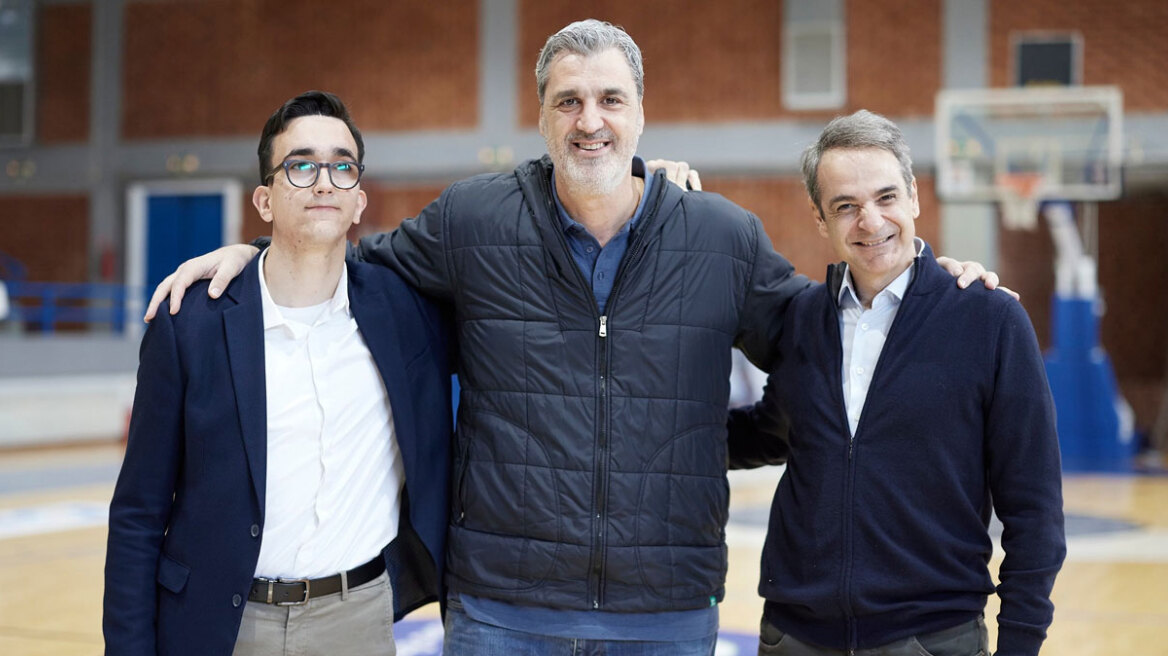 Μητσοτάκης για τον αθλητή με αναπηρία του Ερμή Σχηματαρίου: Ο Παναγιώτης έχει τον θαυμασμό μου για το σθένος του