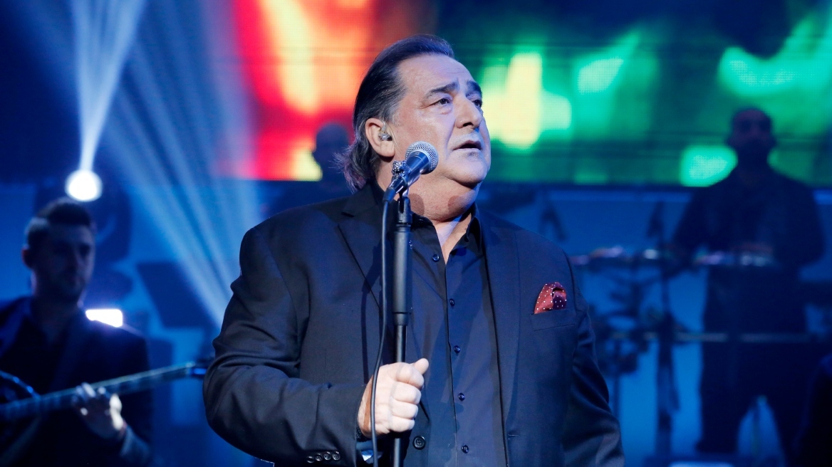 Βασίλης Καρράς:  Μεγάλη συναυλία - αφιέρωμα στον τραγουδιστή στο Καλλιμάρμαρο 