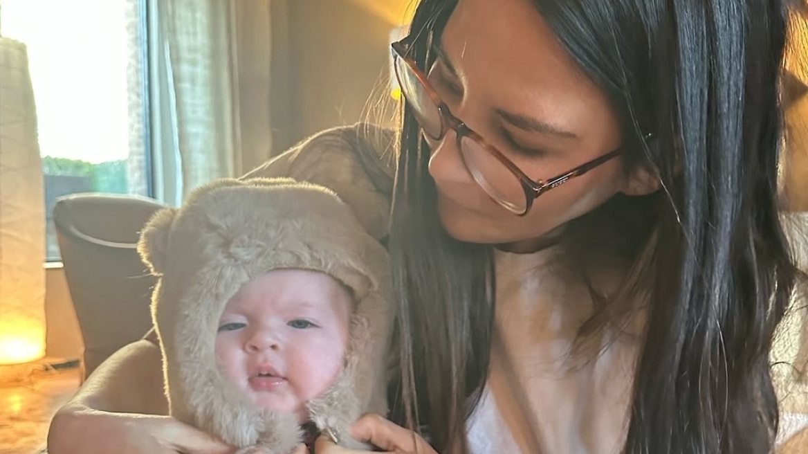 Ολίβια Μαν: Αποκάλυψε ότι το επιλόχειο άγχος της ήταν «σαν την χειρότερη ταινία τρόμου»