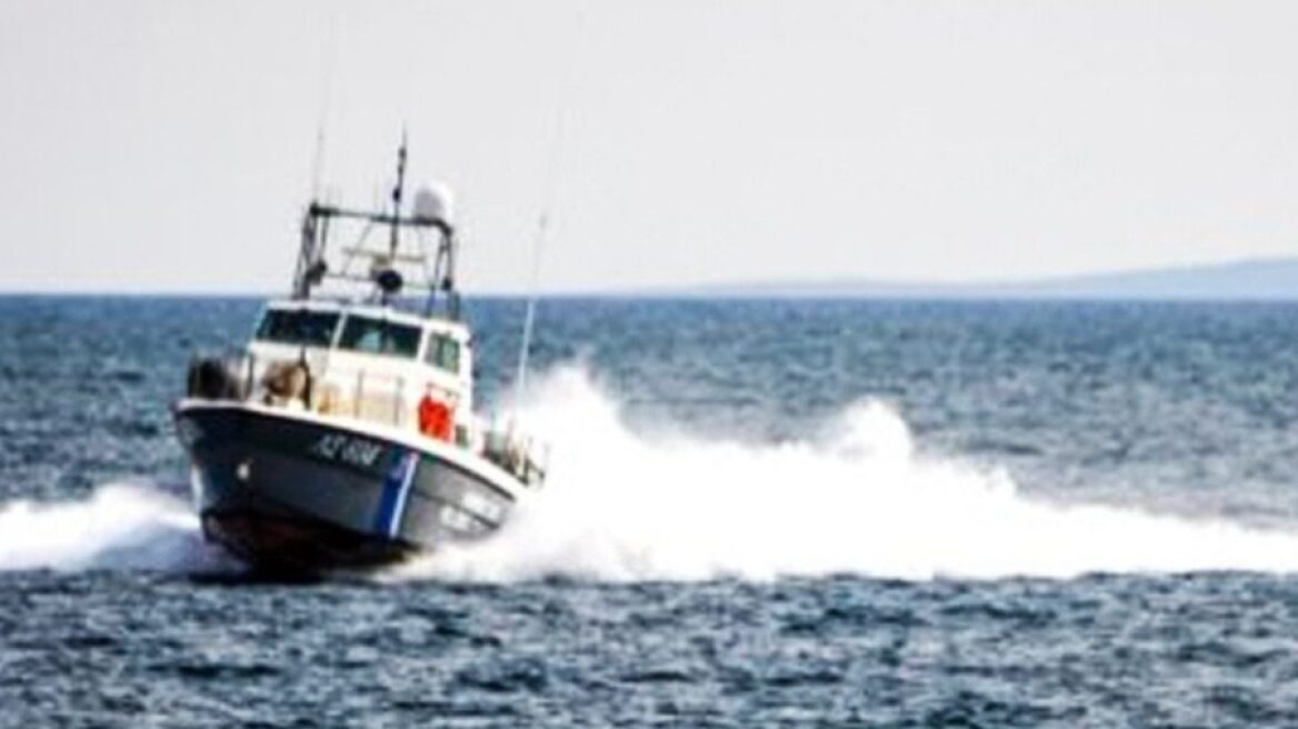 Νέο περιστατικό με 74 μετανάστες νότια Γαύδου - Μεταφέρονται στην Αγιά Χανίων