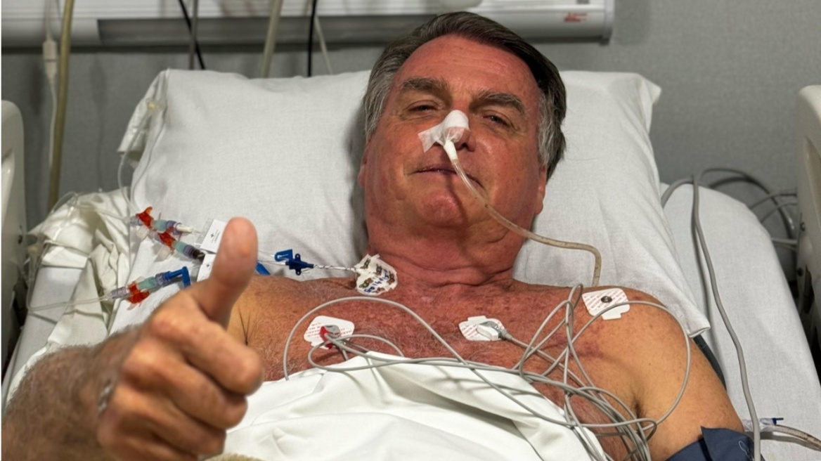 Στο χειρουργείο ξανά ο Μπολσονάρου μετά από πόνους στην κοιλιακή χώρα οπου είχε μαχαιρωθεί το 2018 