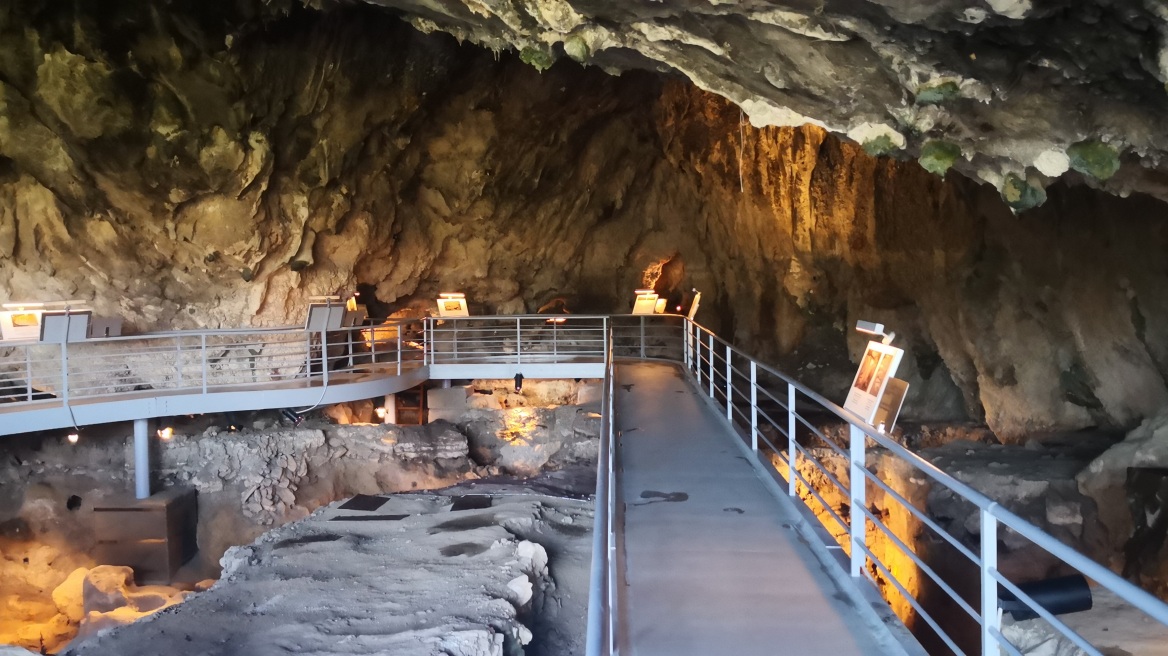 Τρίκαλα: Επισκέψιμο το σπήλαιο της Θεόπετρας μετά από εννέα χρόνια - Φωτογραφίες