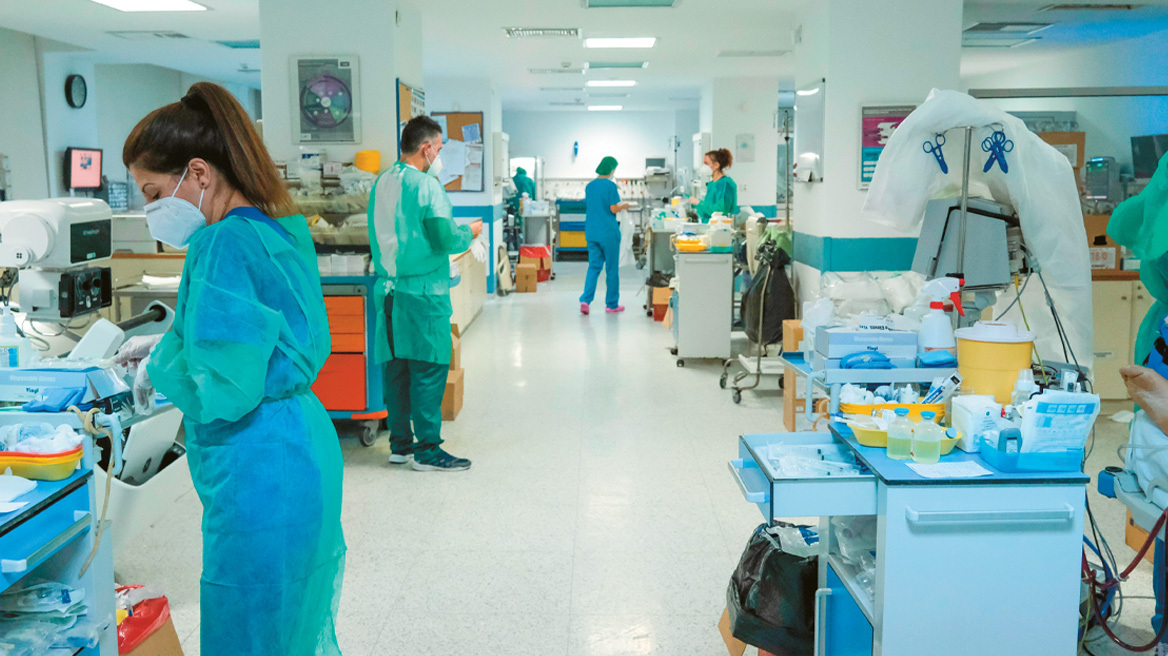 Μικροβιακή αντοχή και ενδονοσοκομειακές λοιμώξεις «σαρώνουν» την Ελλάδα – Ένας καθηγητής εξηγεί πώς θα δοθεί λύση
