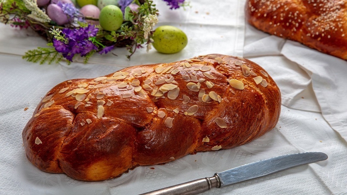 Τσουρέκια: Ποια είναι τα αγαπημένα μας σε όλη την Αθήνα