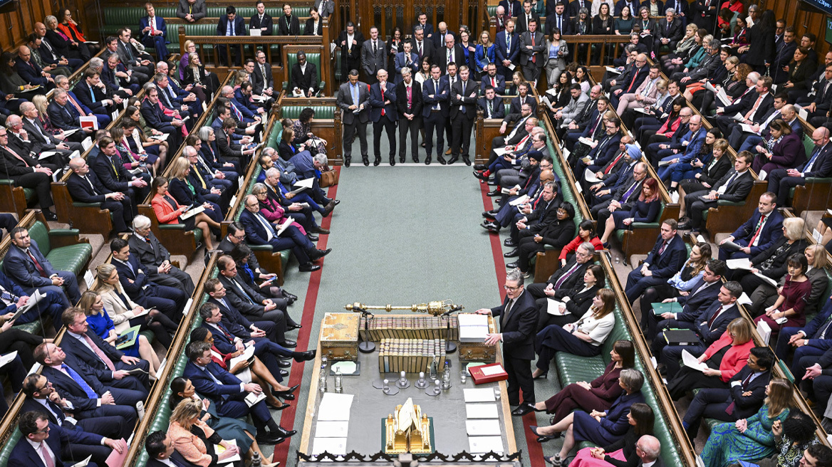 Βρετανία: Πρώην στελέχη των Συντηρητικών διώκονται για στοιχηματική απάτη	