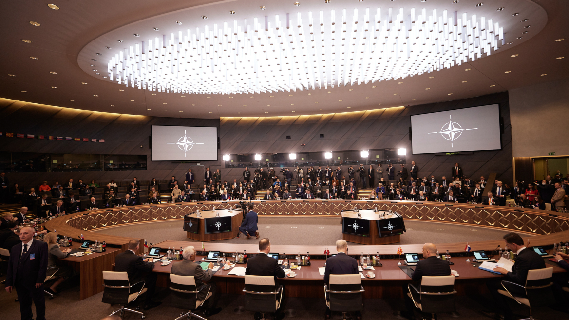 Δεκάδες κολοσσοί του φαρμακευτικού κλάδου προειδοποιούν την ΕΕ για τον κίνδυνο στροφής των επενδύσεων προς τις ΗΠΑ