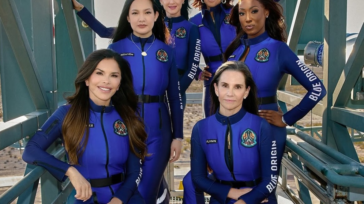 Μαγικές στιγμές με το all-star και all-female πλήρωμα του Blue Origin να αιωρείται στο Διάστημα
