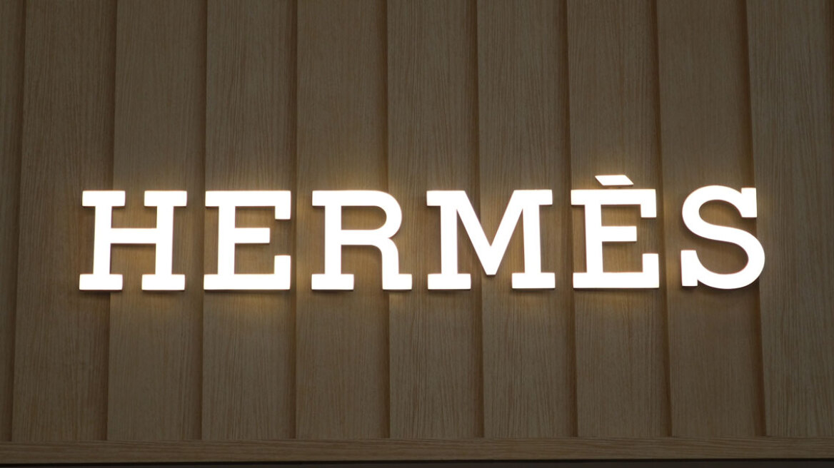Ιστορική ανατροπή – Η Hermès ξεπέρασε την LVMH σε κεφαλαιοποίηση και έγινε η τρίτη μεγαλύτερη εισηγμένη στην Ευρώπη (διάγραμμα)