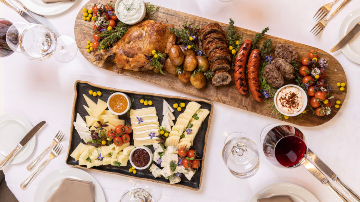  Πάσχα στην Αθήνα: Πού θα φάτε καλά αν μείνετε στην πόλη