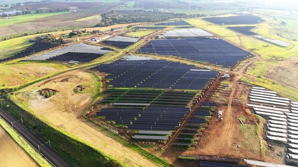 Metlen: Ενισχύει την παρουσία της στην Ιταλία με δύο νέα φωτοβολταϊκά