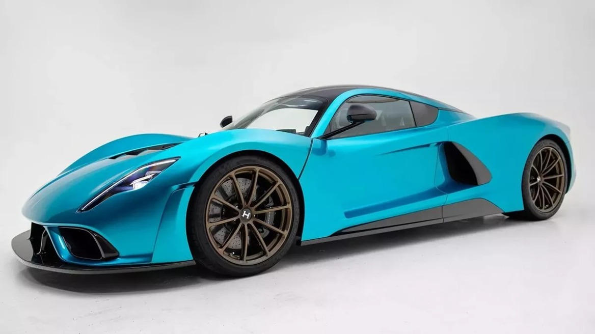 Προς πώληση ένα σπάνιο Venom F5