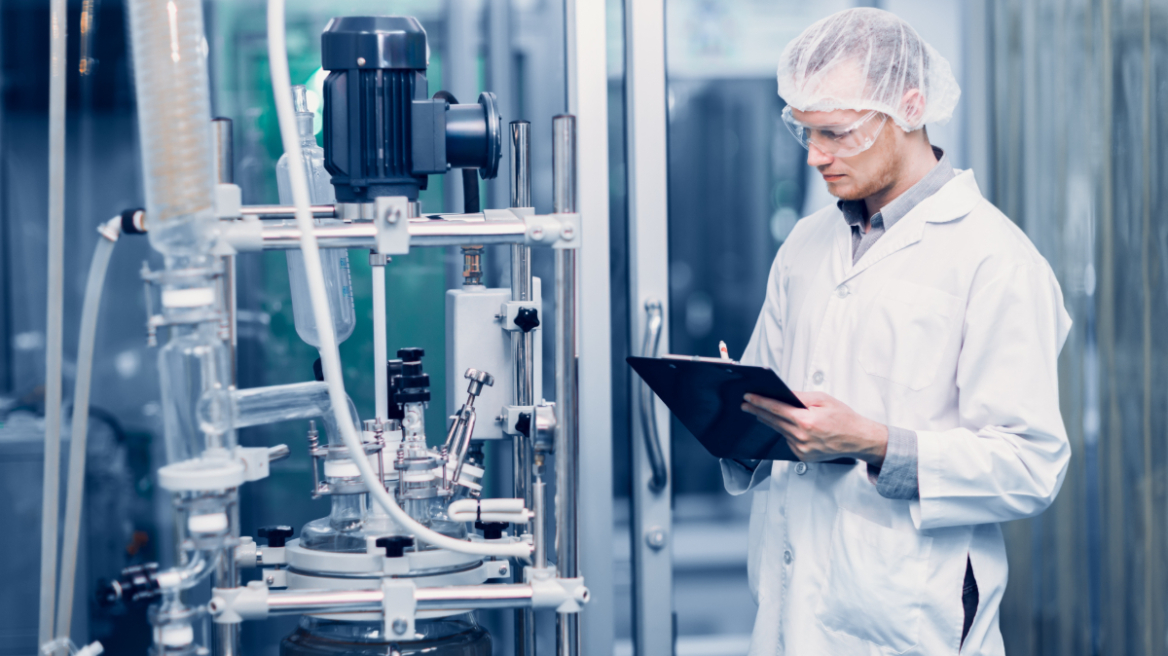 Αναστάτωση στην Ευρώπη από την επιβολή δασμών στα φάρμακα – Πώς ο Τραμπ επιχειρεί να μειώσει τις τιμές εντός ΗΠΑ