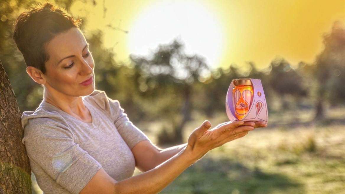 Μέλι Μουρίκη: Από την Ελευσίνα στην Galeries Lafayette – Το ελληνικό premium brand που κατέκτησε τον κόσμο