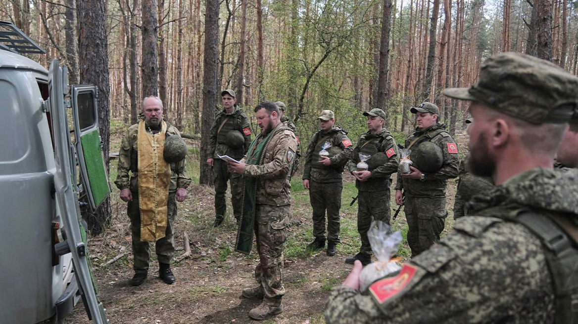 Κενό γράμμα η πασχαλιάτικη εκεχειρία στην Ουκρανία με αλληλοκατηγορίες για παραβιάσεις - Δεν έδωσε παράταση ο Πούτιν