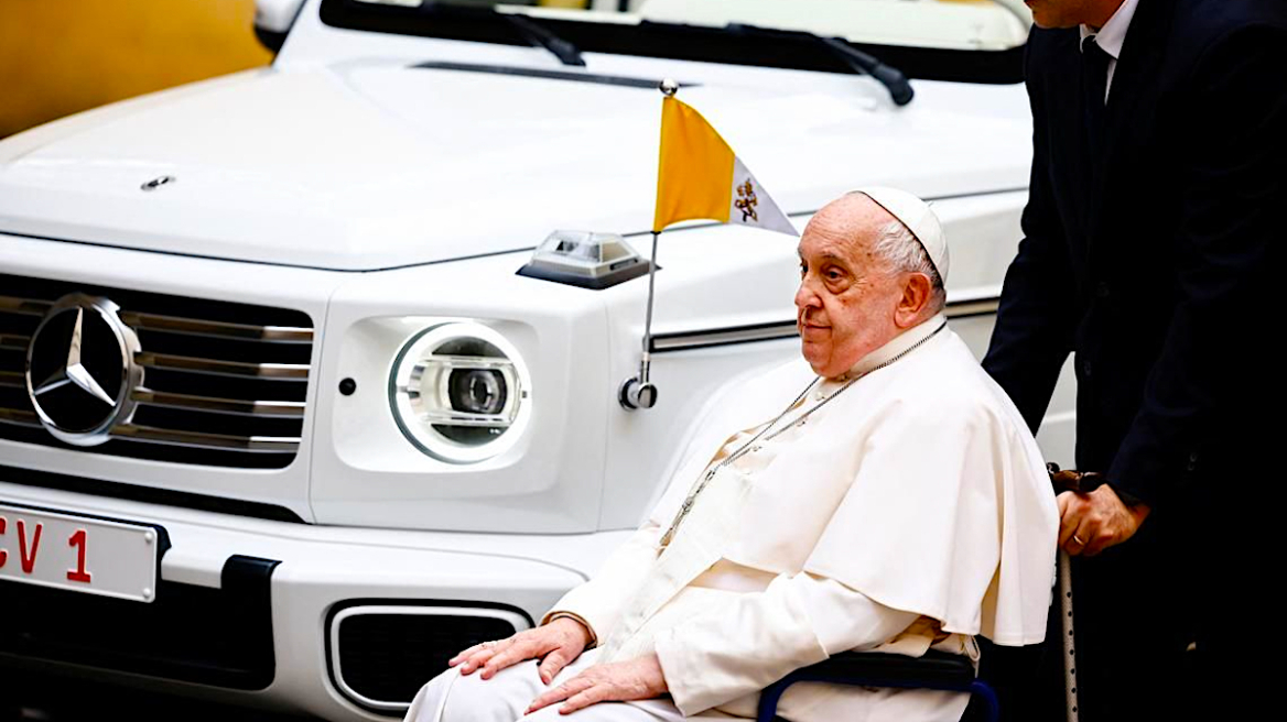 Ο Πάπας Φραγκίσκος και τα αυτοκίνητά του