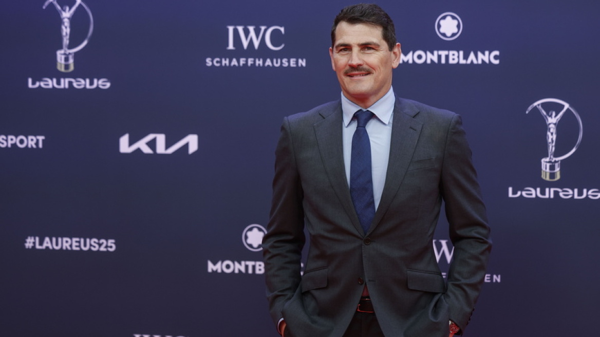 Ελεύθερος, ωραίος και με πλέον με μουστάκι ο Ίκερ Κασίγιας - Το νέο λουκ του παλαίμαχου τερματοφύλακα