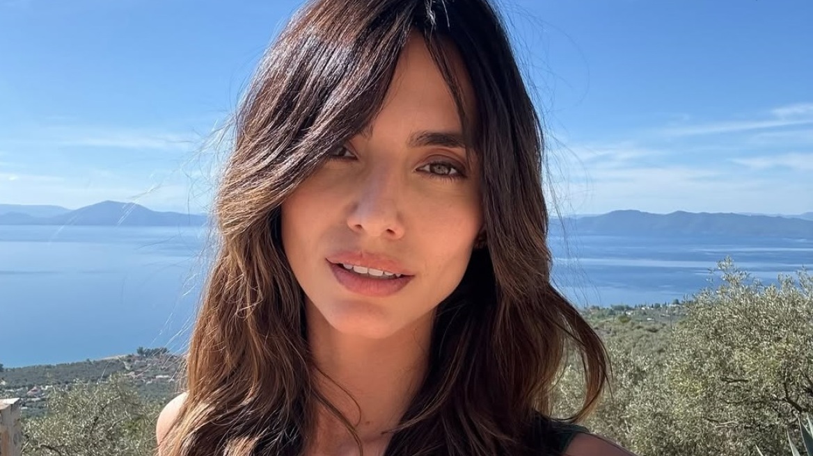 Πώς πέρασε το Πάσχα η Ηλιάνα Παπαγεωργίου - Το πασχαλινό σύνολο και οι φωτογραφίες στην πισίνα