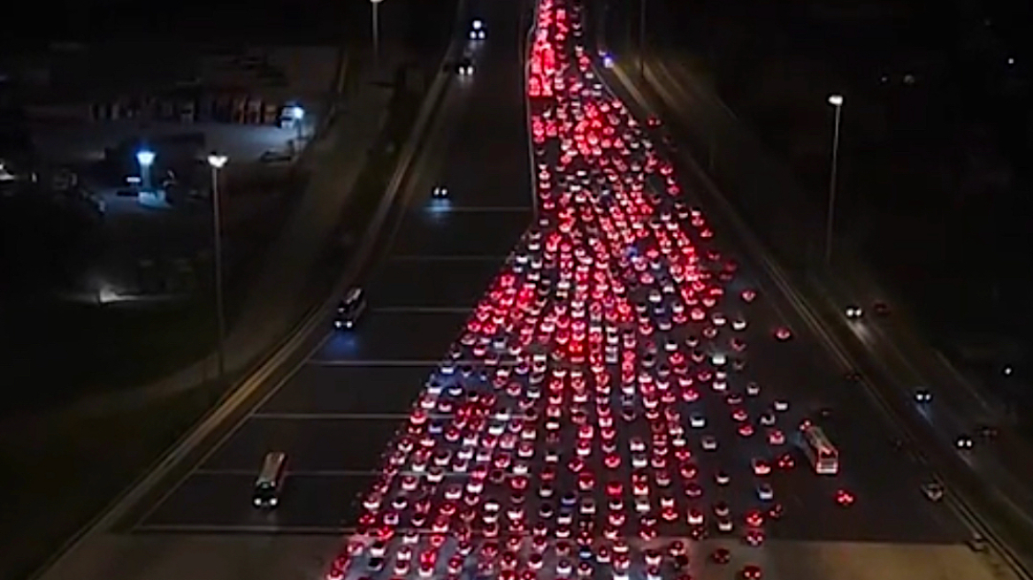 Video: Δείτε από ψηλά το ιστορικό χθεσινό μποτιλιάρισμα