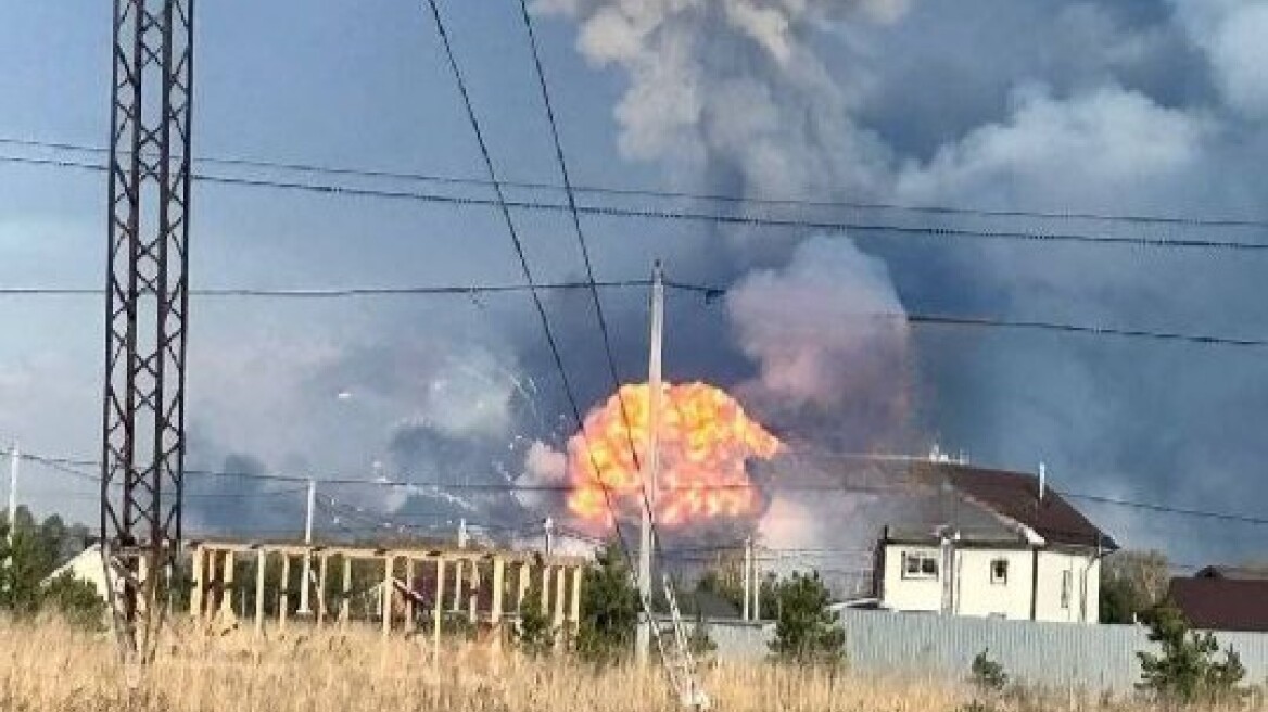 Τουλάχιστον τέσσερις τραυματίες από τη μεγάλη έκρηξη σε αποθήκη πυρομαχικών στη Ρωσία