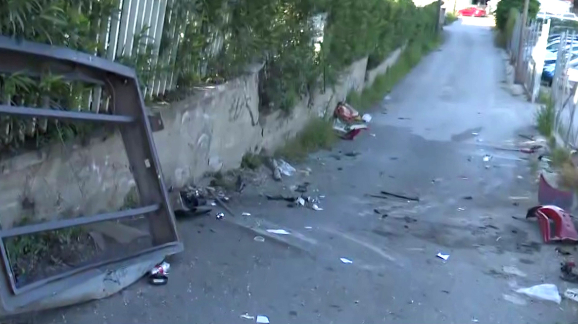 Τροχαίο στη Θεσσαλονίκη: Τρεις 22χρονοι τραυματίστηκαν όταν το ΙΧ τους προσέκρουσε σε στάση λεωφορείου