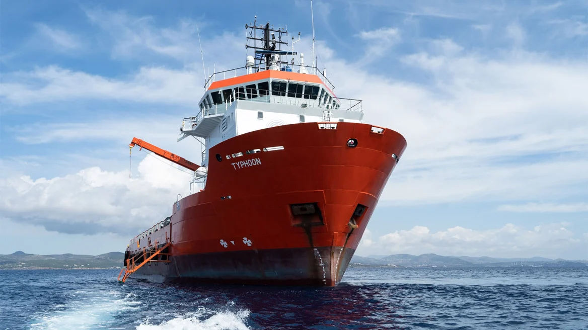 Typhoon ενάντια στη θαλάσσια ρύπανση: 3.748 παραλίες καθαρίστηκαν μέσα σε 6 χρόνια στην Ελλάδα