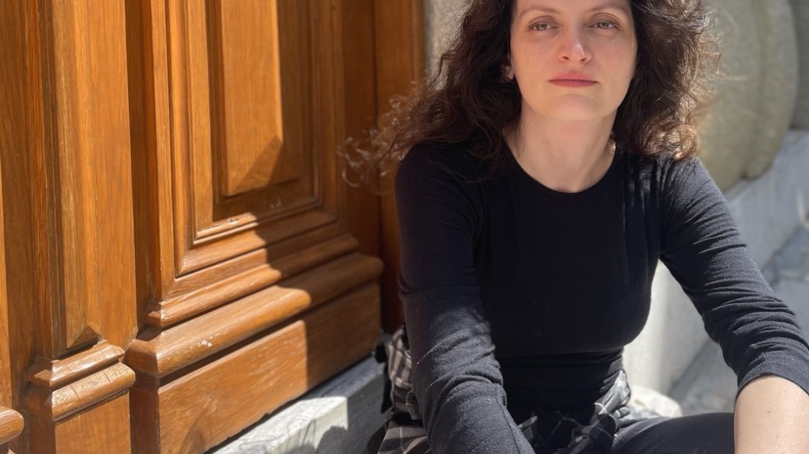 Στέλλα Βογιατζάκη: «Ως νέα μαμά, είναι σαν να κολυμπάω σε αχαρτογράφητα νερά»