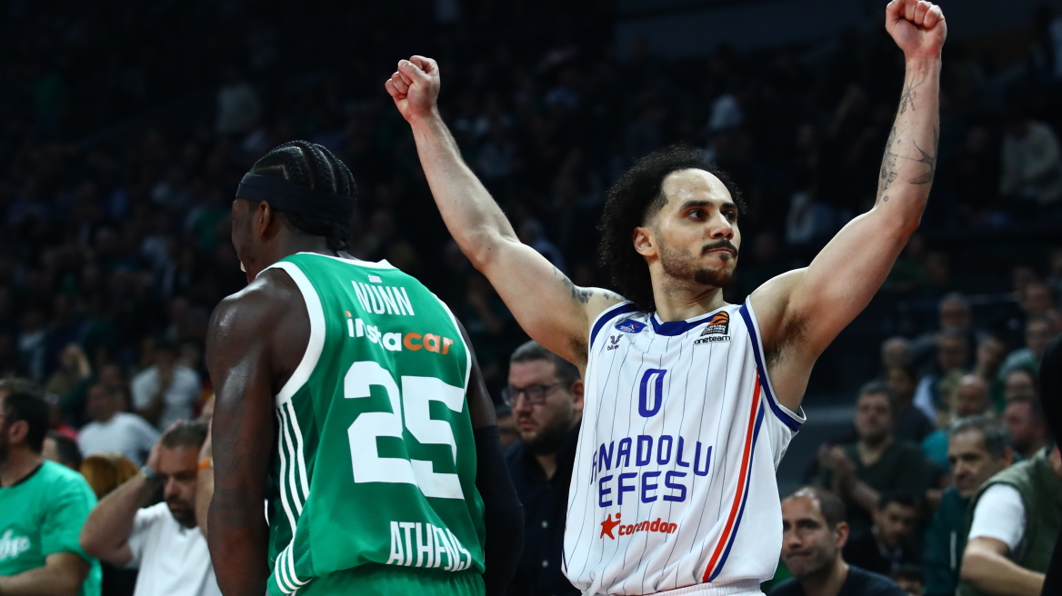 To τρίποντο - μαχαιριά του Λάρκιν που «σκότωσε» τον Παναθηναϊκό στο ΟΑΚΑ - Βίντεο 