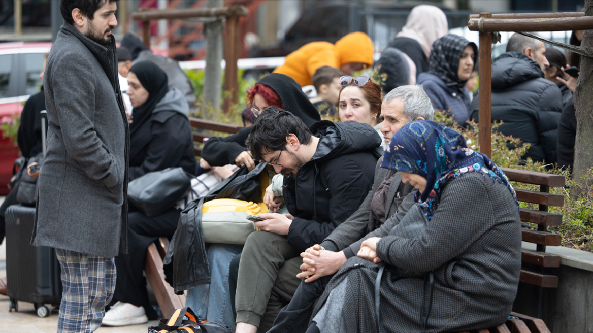 Κωνσταντινούπολη: Μετασεισμική ακολουθία με εκατοντάδες δονήσεις - Σε σύσκεψη για τον σεισμό ο Ερντογάν