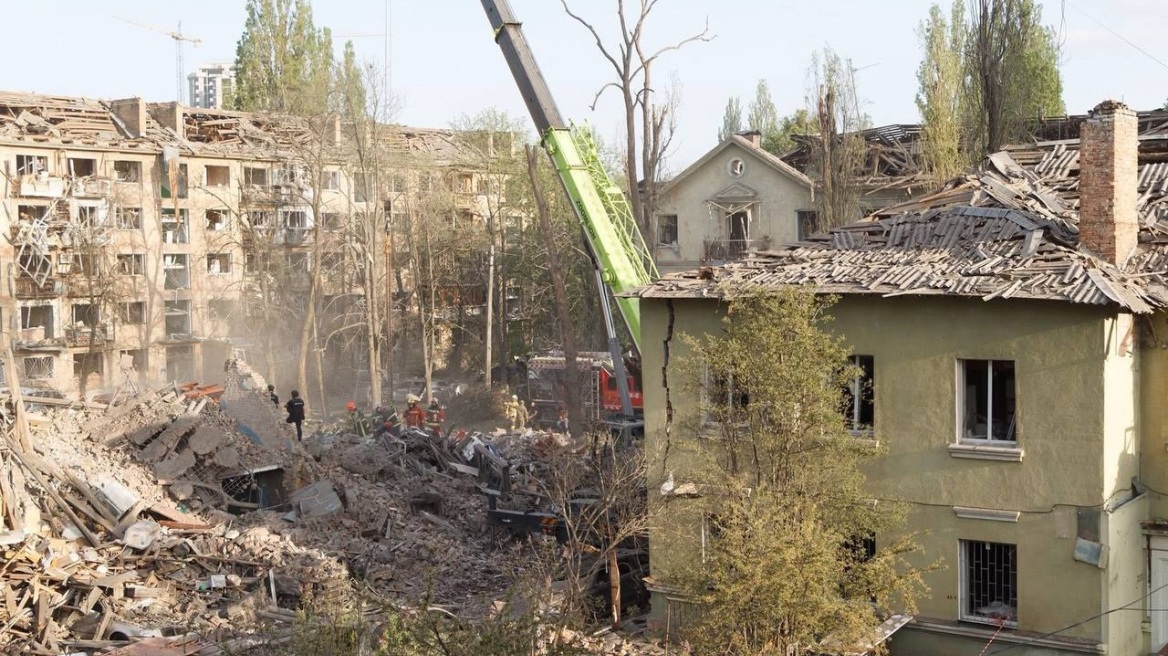 Πόλεμος στην Ουκρανία: Με 215 drones η ρωσική επίθεση που άφησε πίσω 9 νεκρούς στο Κίεβο