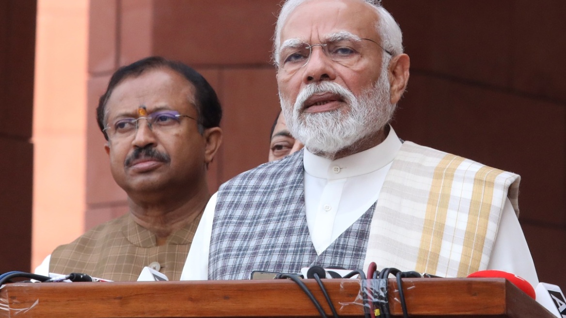 Ινδία: Ανεβαίνουν οι τόνοι με το Πακιστάν - Ο Μόντι απειλεί με αντίποινα για την φονική επίθεση στο ινδικό Κασμίρ