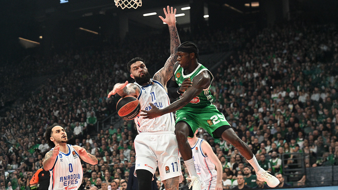 «Αυτοκτόνησε» ο Παναθηναϊκός, η Εφές τον νίκησε 79-76 στο ΟΑΚΑ και στο 1-1 η σειρά  