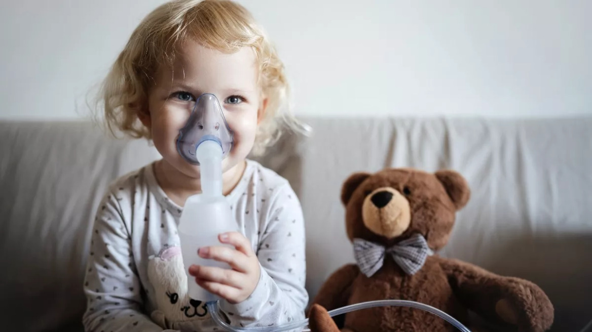 Άσθμα: Απειλεί περισσότερο τα παιδιά που εκτέθηκαν νωρίς σε αυτόν τον ατμοσφαιρικό ρύπο