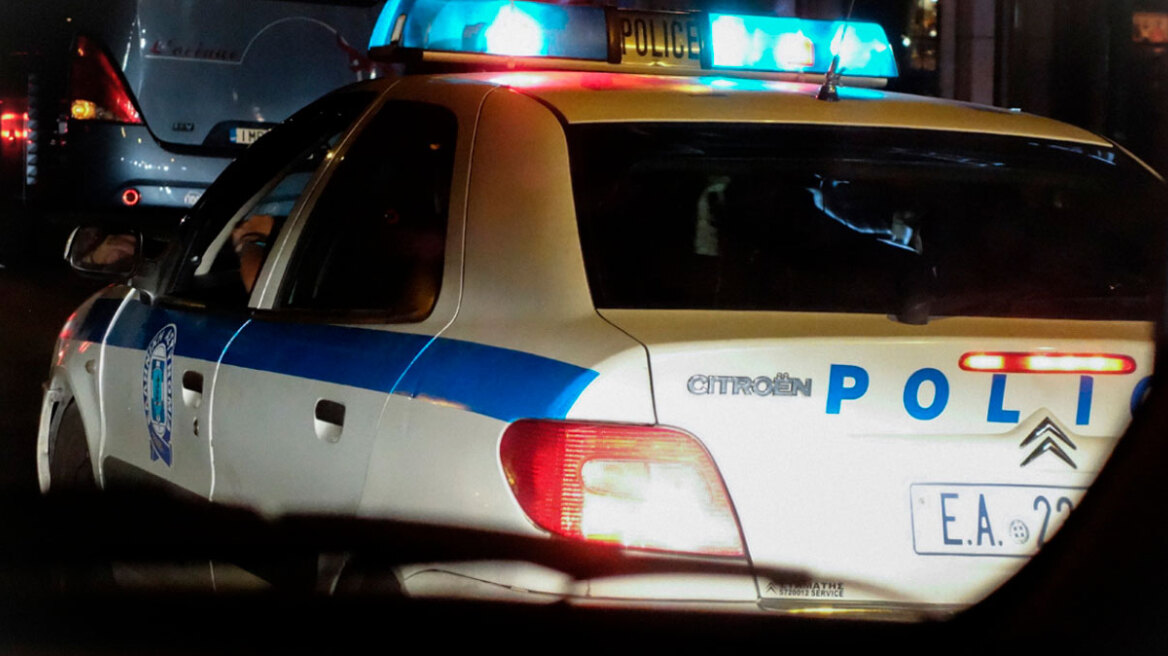 Ηράκλειο: Ληστεία με το «καλημέρα» σε περίπτερο - Ο ληστής έβαλε το μαχαίρι στον λαιμό του υπαλλήλου