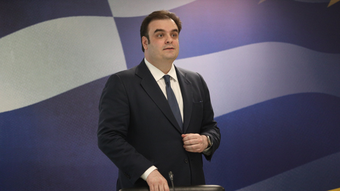 Στις Βρυξέλλες για τις συνεδριάσεις του Eurogroup και ECOFIN ο Κυριάκος Πιερρακάκης