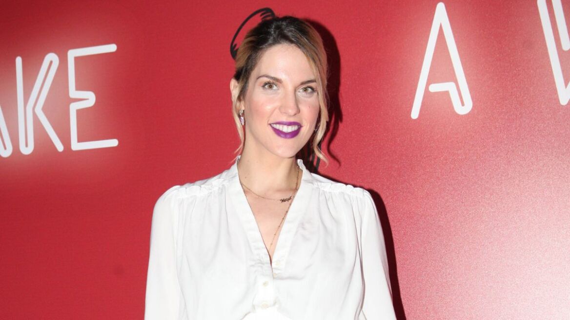 Μαντώ Γαστεράτου: Αγαπώ την τηλεόραση, αλλά πολλές φορές προβληματιζόμουν αν ήμουν ευτυχισμένη με αυτό που κάνω