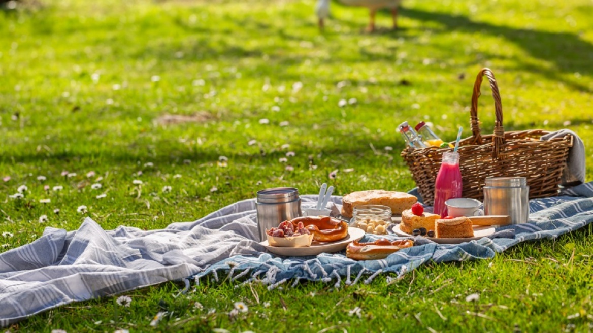 10 προτάσεις για το πρωτομαγιάτικο καλάθι του πικ νικ